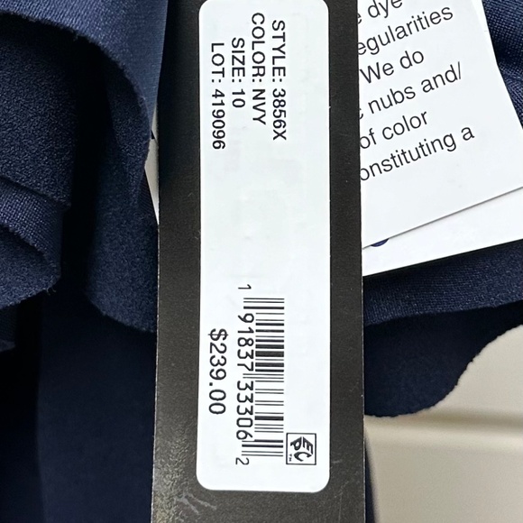 XSCAPE Navy Off Shoulder Long Gown NWT - Picture 4 of 7